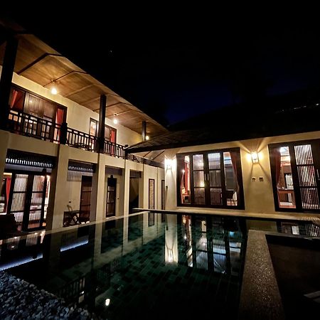 Large 4 Bed Villa Short Walk To Maenam Beach 매남비치 외부 사진